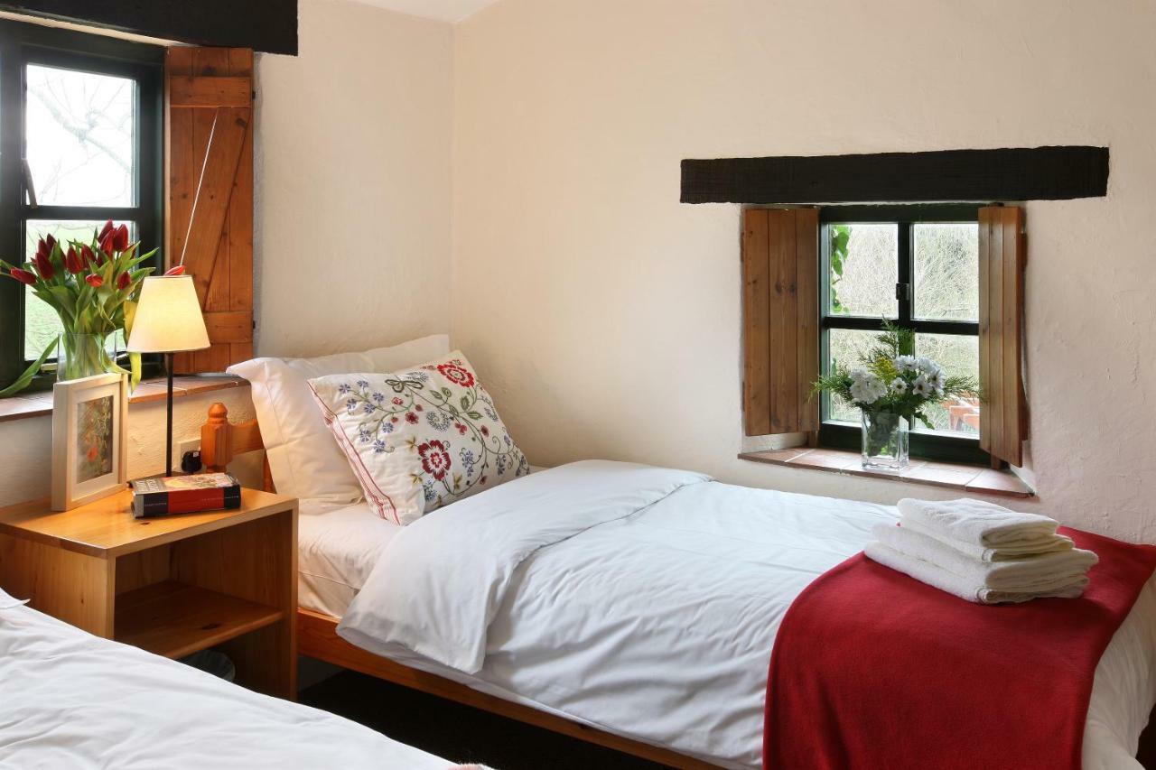 Cwm Connell Coastal Cottages Moylgrove Екстериор снимка