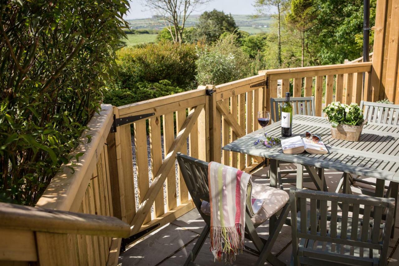 Cwm Connell Coastal Cottages Moylgrove Екстериор снимка