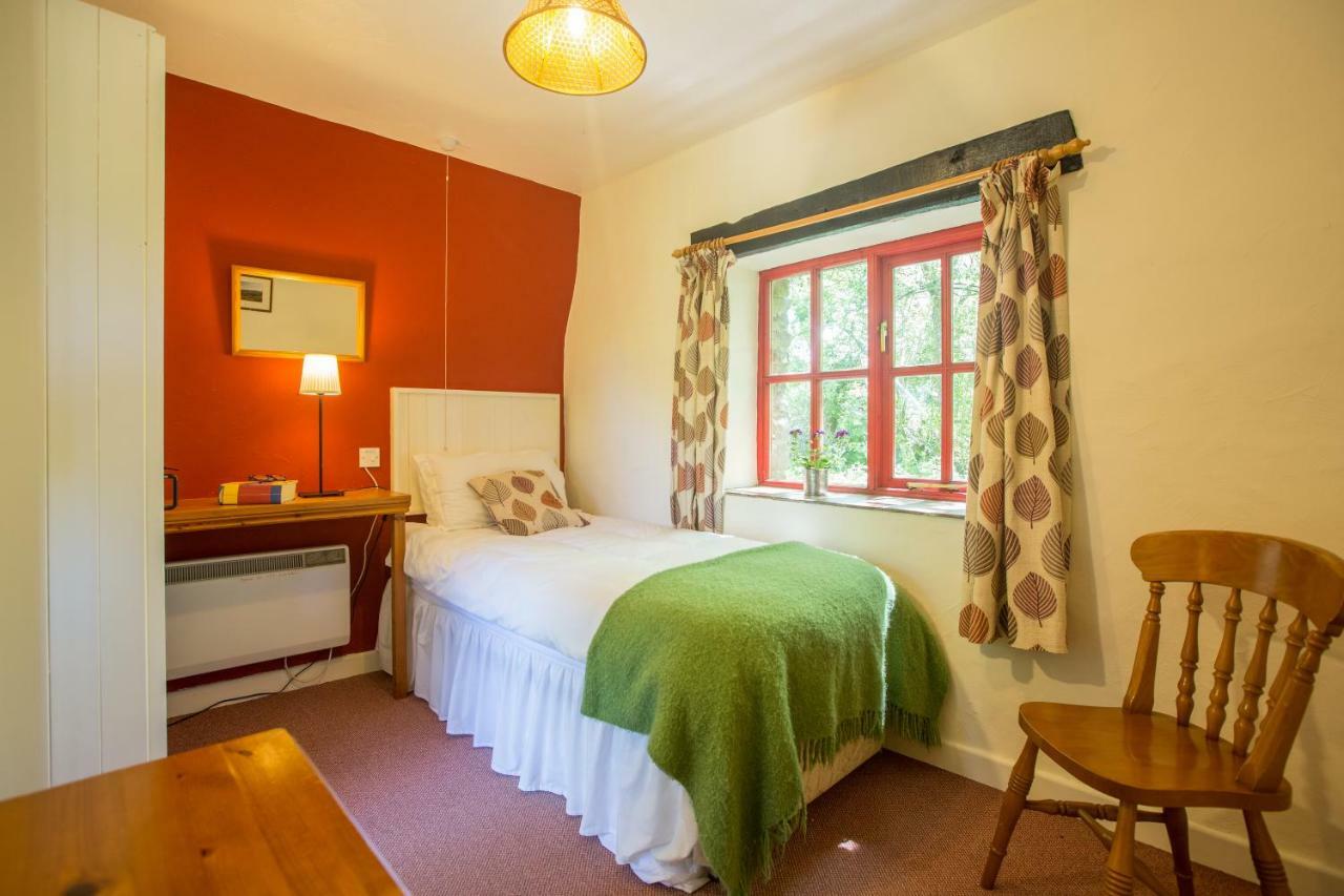 Cwm Connell Coastal Cottages Moylgrove Екстериор снимка