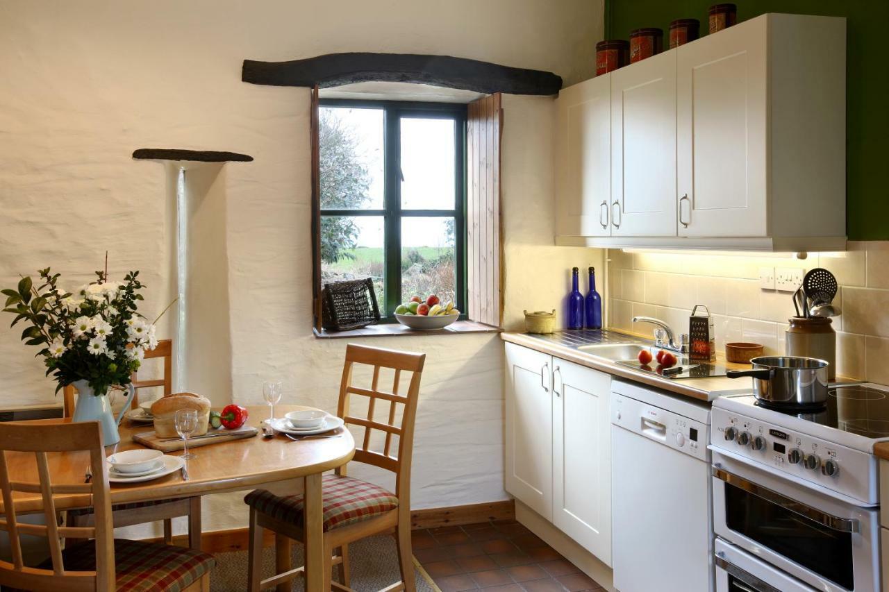Cwm Connell Coastal Cottages Moylgrove Екстериор снимка