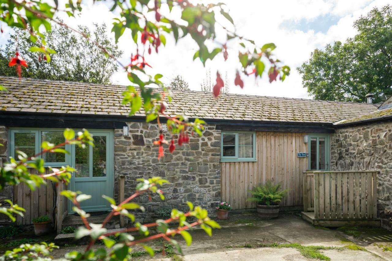 Cwm Connell Coastal Cottages Moylgrove Екстериор снимка