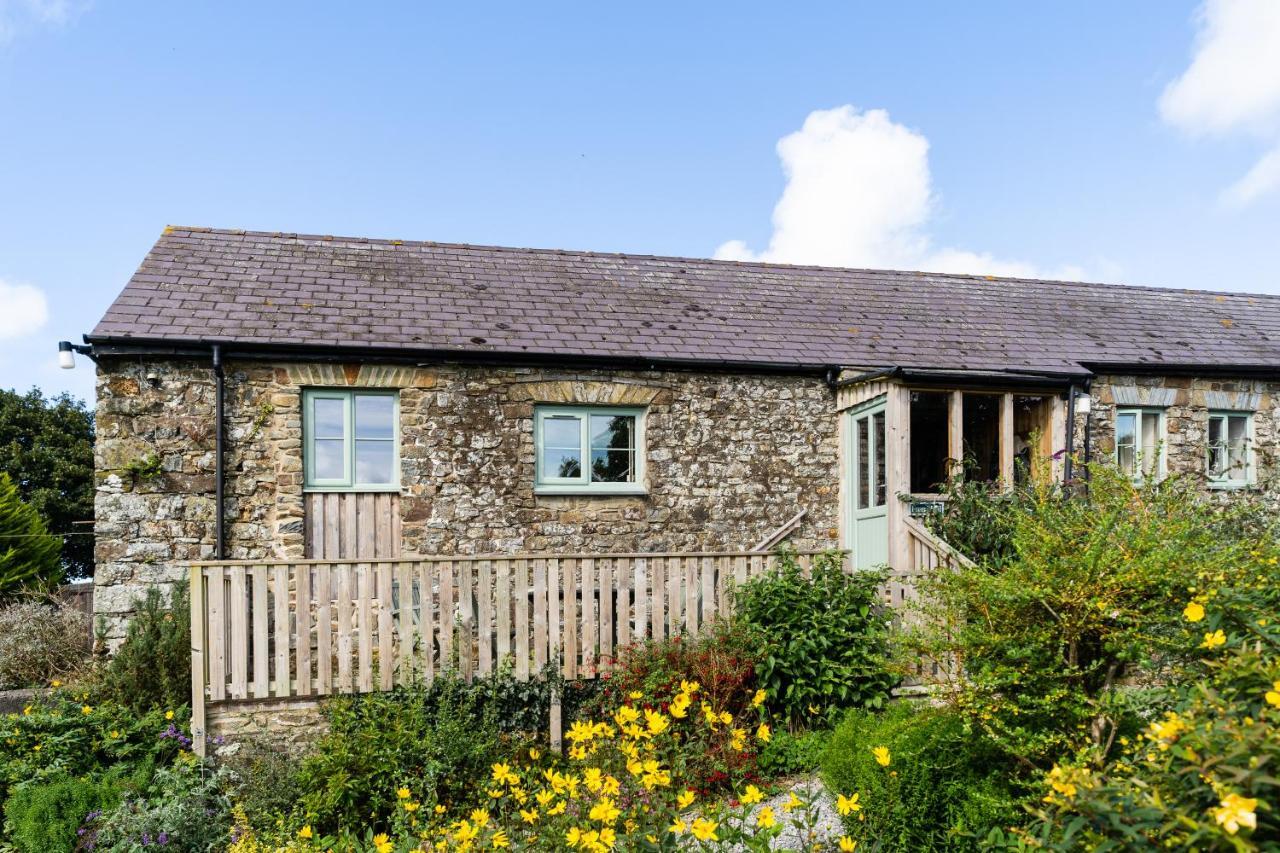 Cwm Connell Coastal Cottages Moylgrove Екстериор снимка